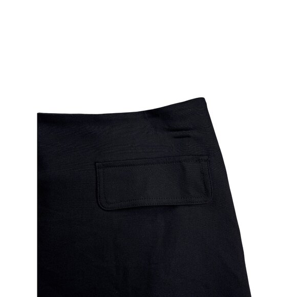 Forever 21 Essentials Mini Skirt Size 8 Black 2 Pockets Lined - Picture 3 of 7